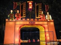 Rogers-Chinese-Lantern-Festival-2007-city gate of Qin