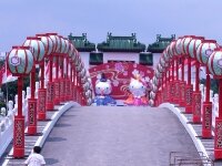 singapore-lantern-festival-2004-hello-kitty-0